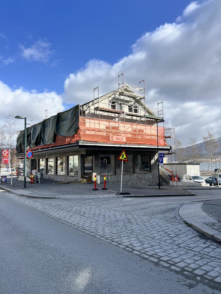 Sidefasade sandbl&aring;st